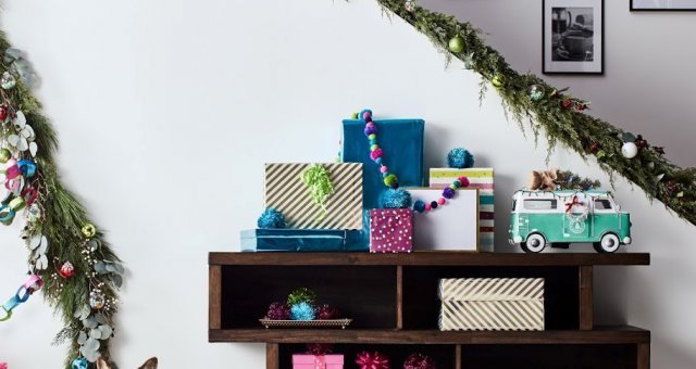 Holiday entryway