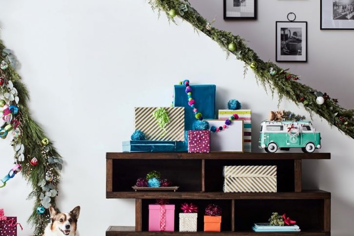 Holiday entryway